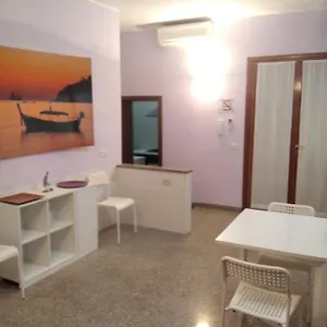 https://darecco-house.emilia-romagnahotels.net